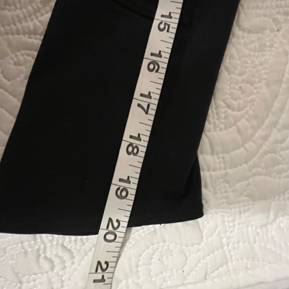 Athleta Black Skirted Crop Leggings, ruched sides, reflective markings, Small - Picture 8 of 9
